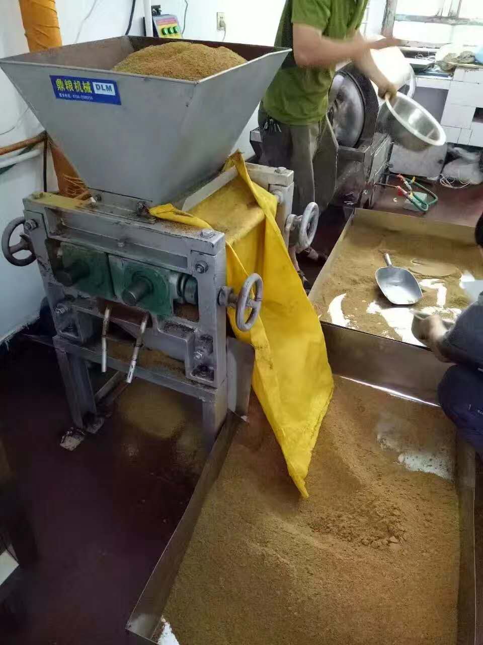 常德液壓壓榨機(jī),常德固液分離機(jī),常德壓濾機(jī),常德粉碎機(jī) 常德液壓壓榨機(jī),常德固液分離機(jī),常德壓濾機(jī),常德粉碎機(jī)